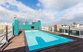 Lagos Marina Apartment With Pool & Gym