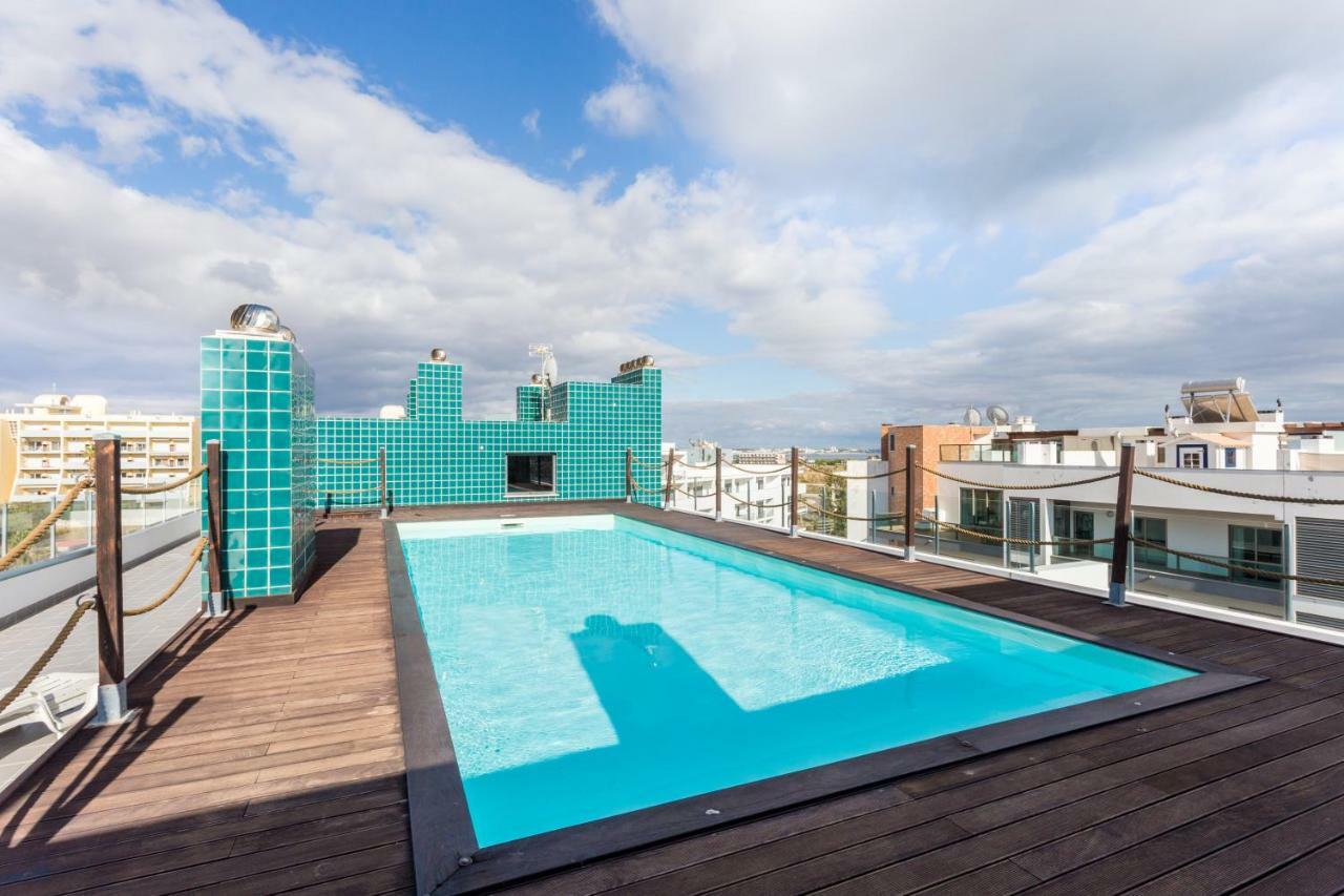 Lagos Marina Apartment With Pool & Gym Exterior photo