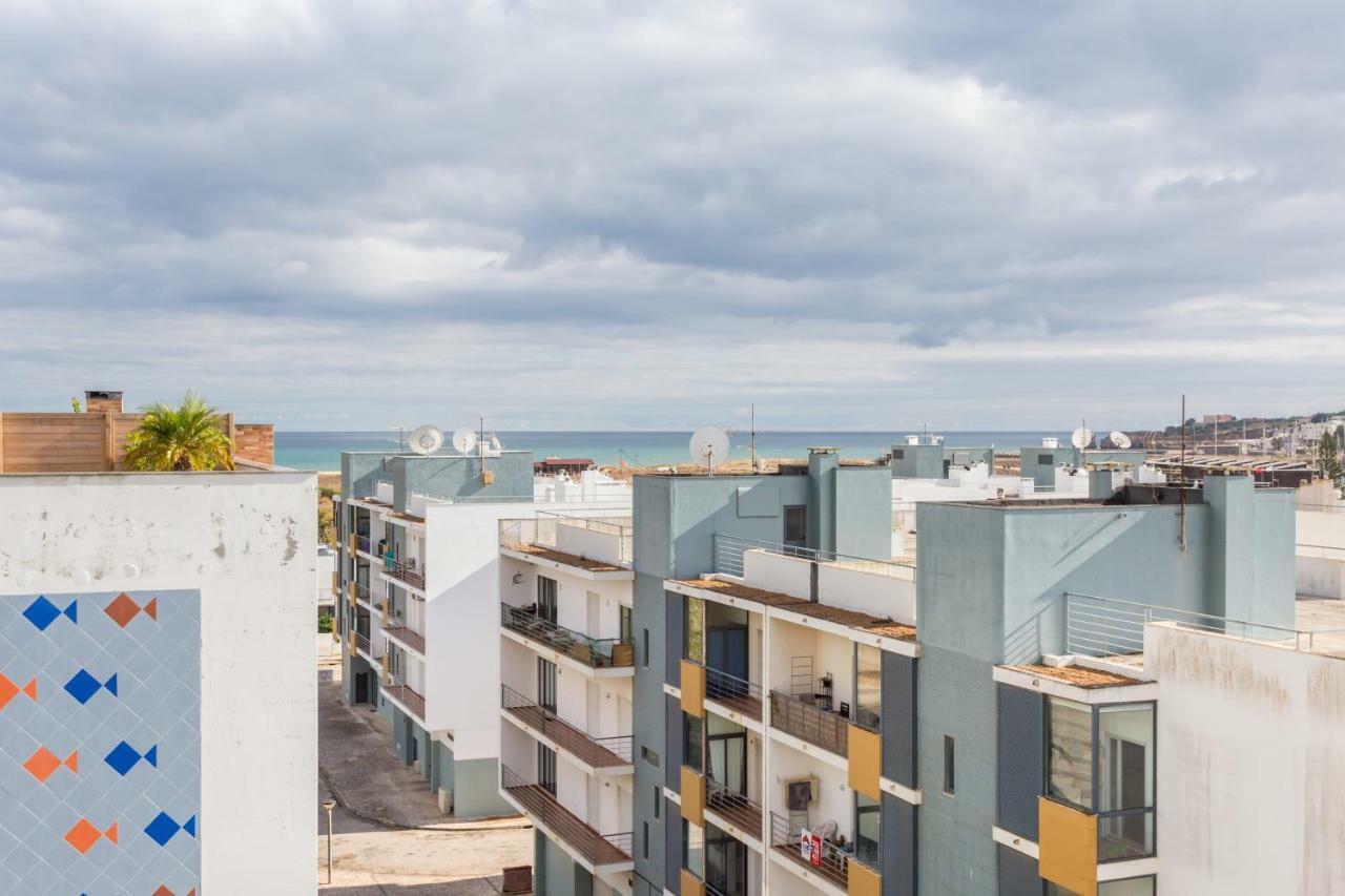 Lagos Marina Apartment With Pool & Gym Exterior photo