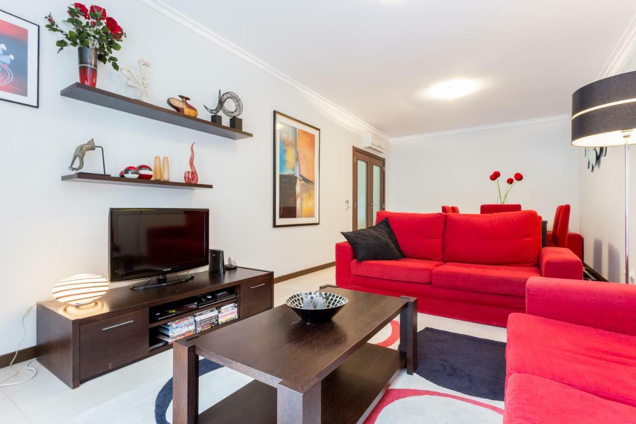 Lagos Marina Apartment With Pool & Gym Exterior photo